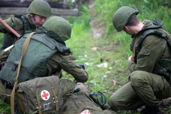 Халат, погоны и «разный ассортимент»: что семьи погибших находят на doski.ru